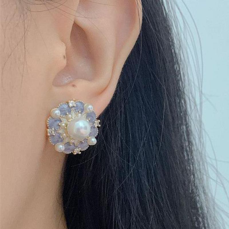 Pearl Earring Stud - Brincos vintage com óleo roxo caindo